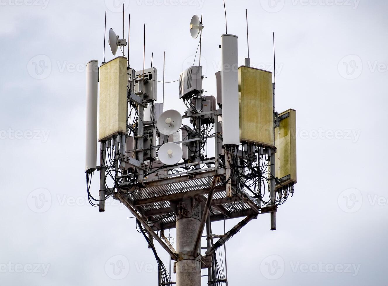 equipment on cell phone towers photo
