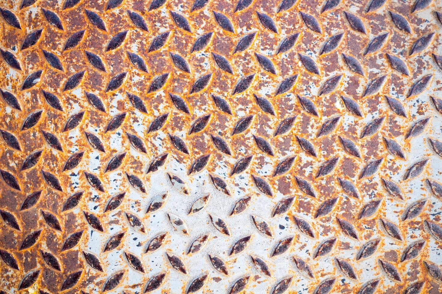 Pattern diagonal gray and rust on metal. photo
