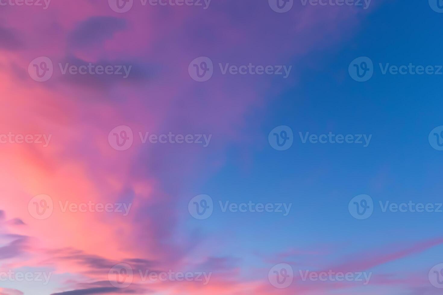 Pastel Dreams A Mesmerizing Canvas Painted in Beautiful Pastel Sky, Unveiling Nature's Tranquil Elegance and Creating a Serene Horizon Brimming with Soft Hues and Ethereal Beauty photo