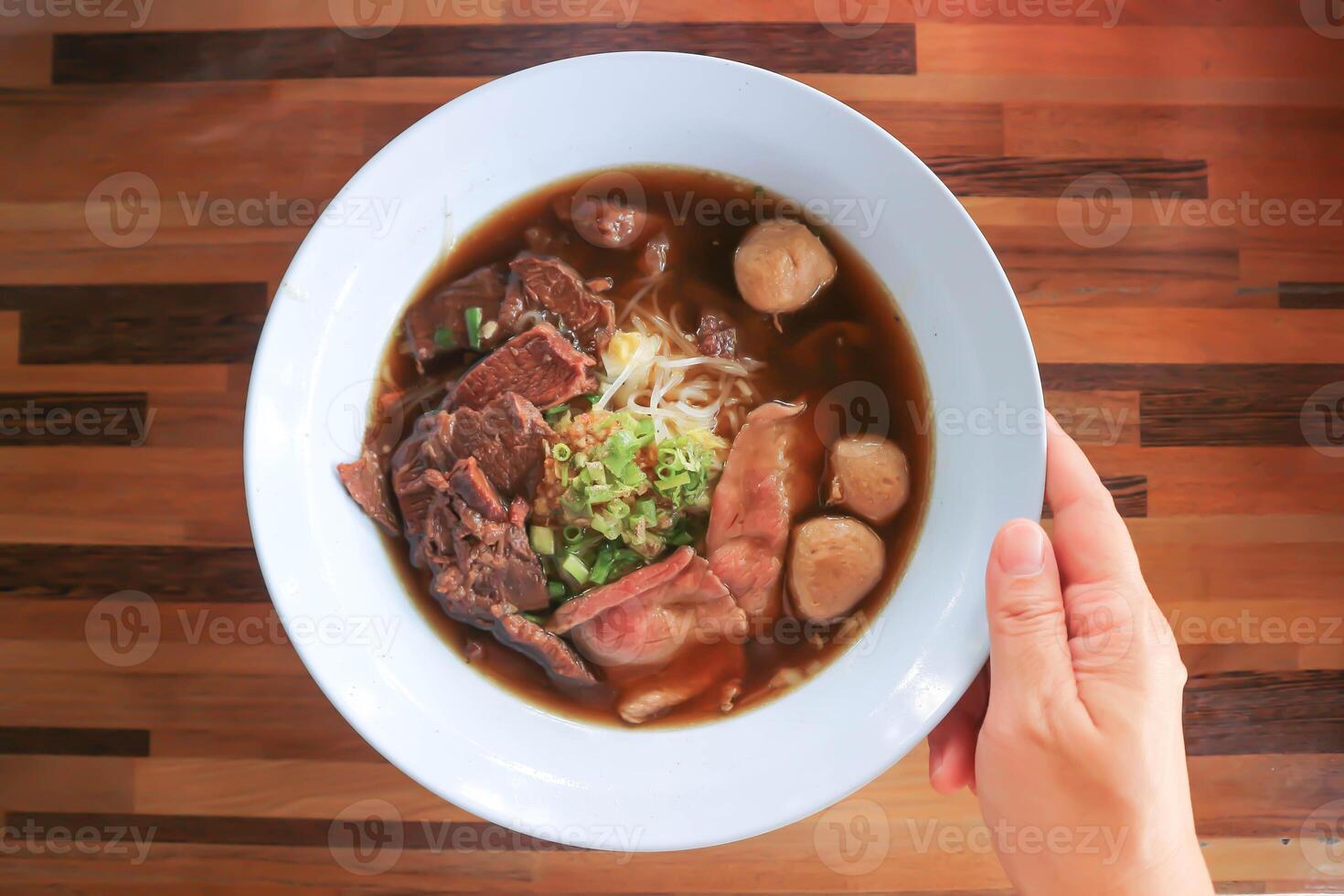 noodles, Chinese noodles or beef noodles photo