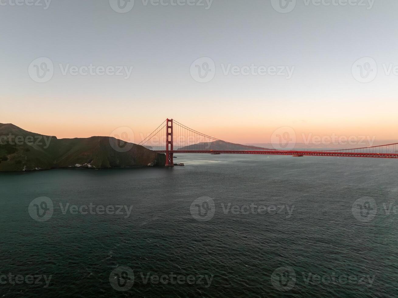 famoso dorado portón puente, san francisco a atardecer, Estados Unidos foto