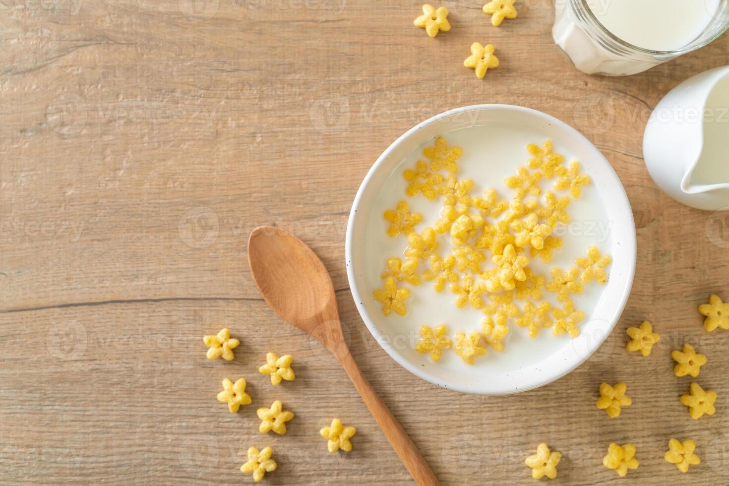 cereals with fresh milk photo