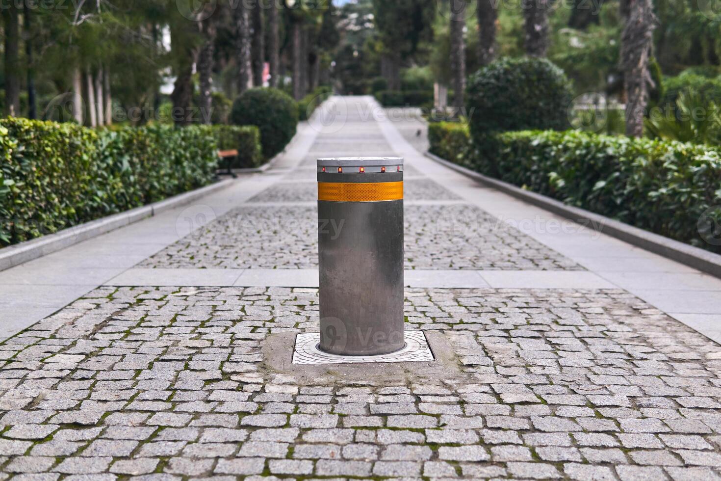 rising bollard blocks the entrance to the pedestrian alley photo