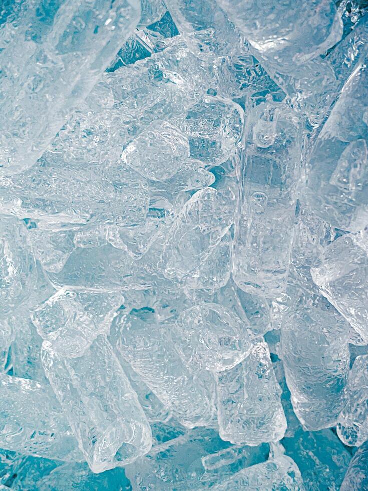 icecubes background,icecubes texture,icecubes wallpaper,ice helps to feel refreshed and cool water from the icecubes helps the water refresh your life and feel good.ice drinks for refreshment business photo