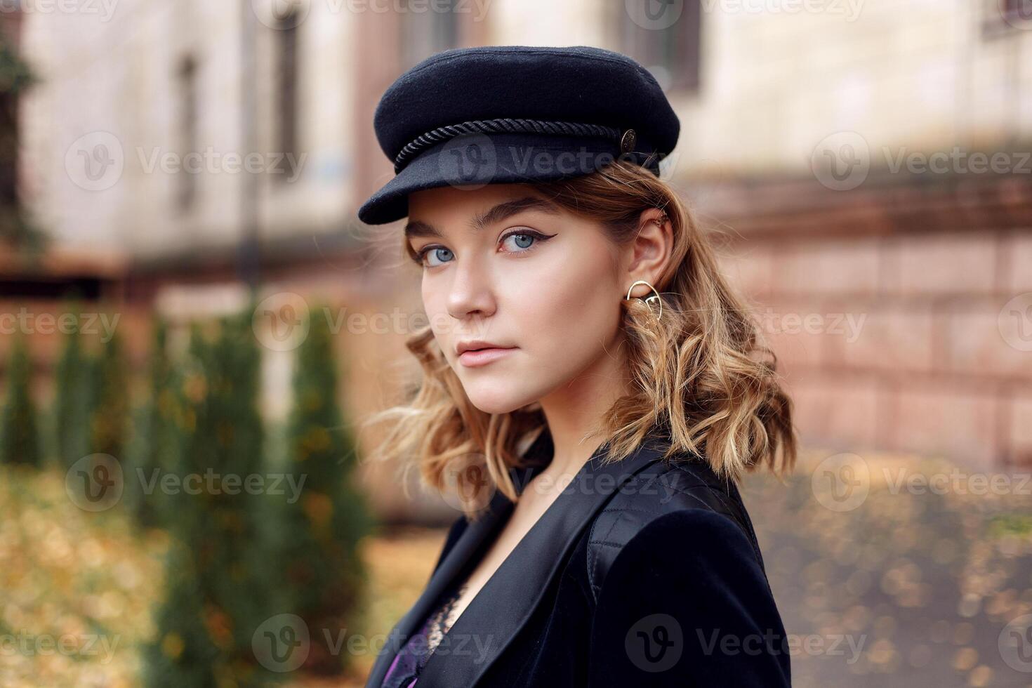 Lady wearing stylish clothes photo