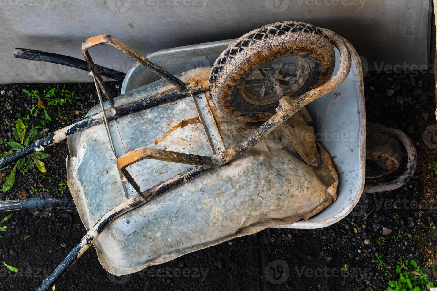 Wheelbarrow, construction site tools for transporting materials