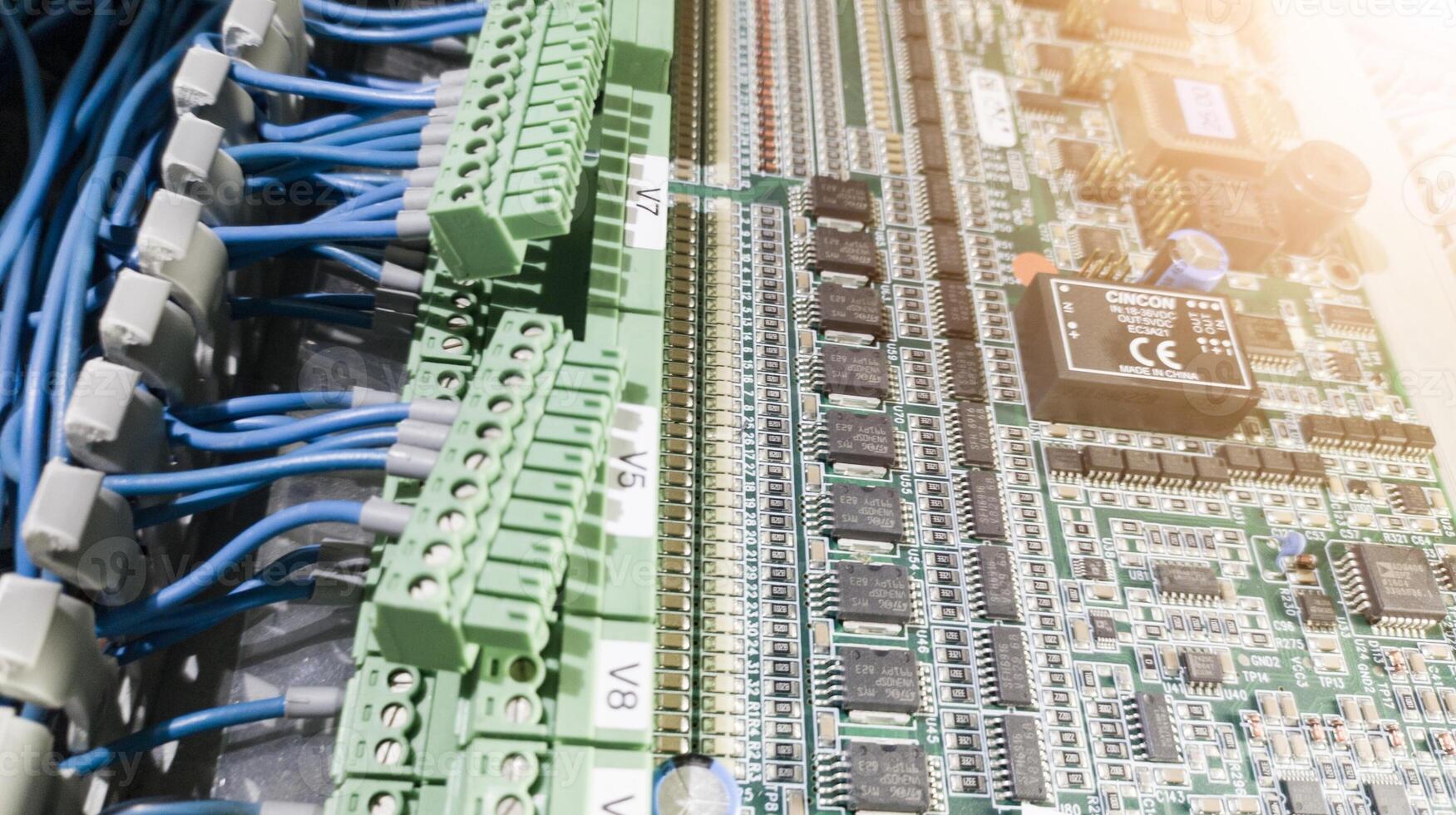 Cable connection circuit to electrical control board, replace connector control board. photo