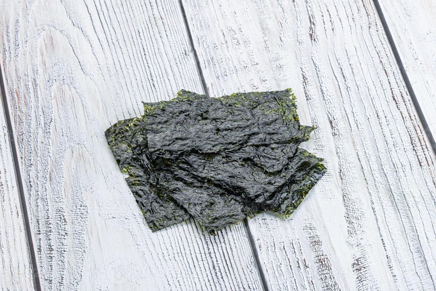 Korean nori seaweed chips heap photo