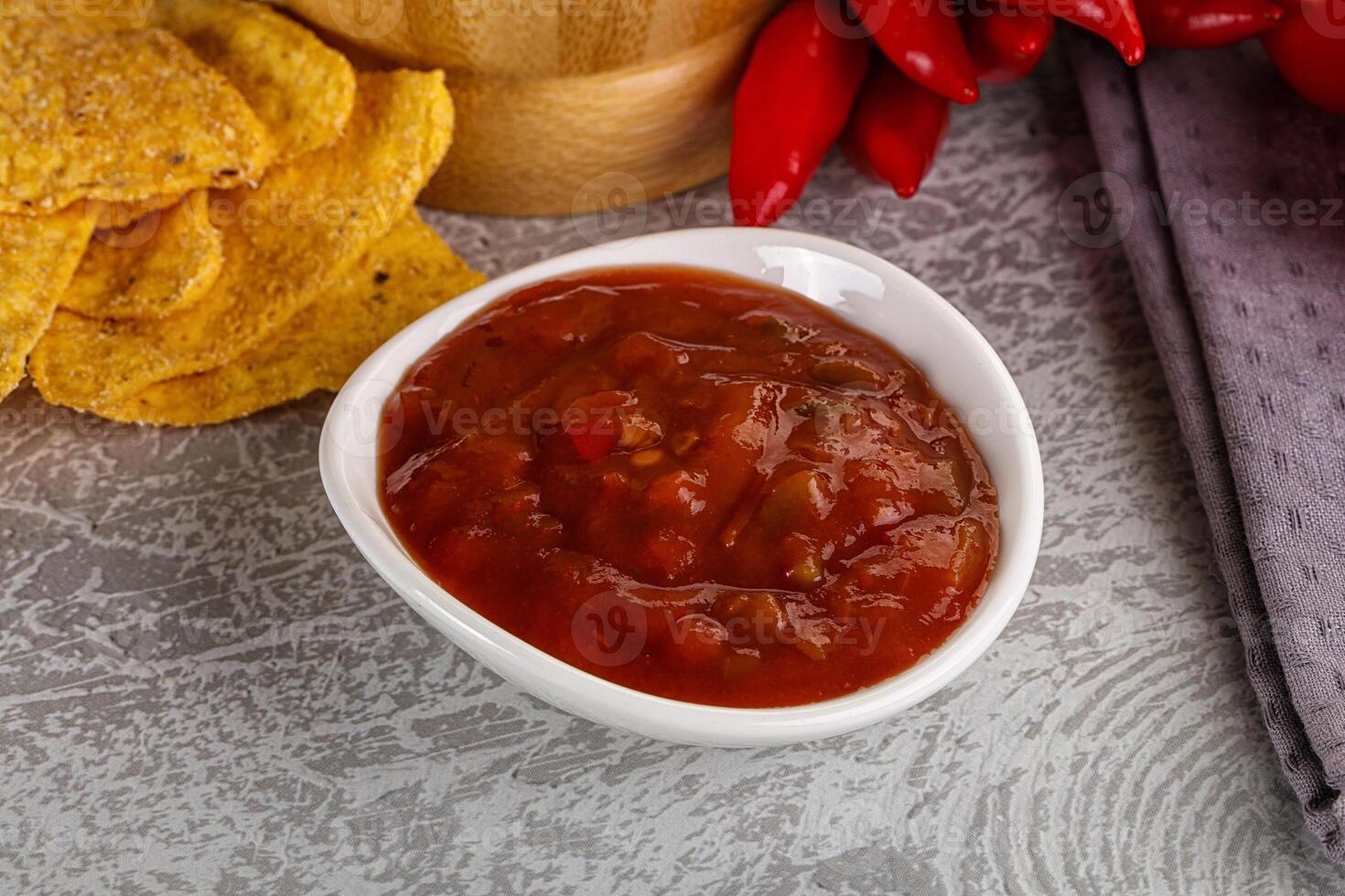 picante mexicano salsa salsa inmersión foto