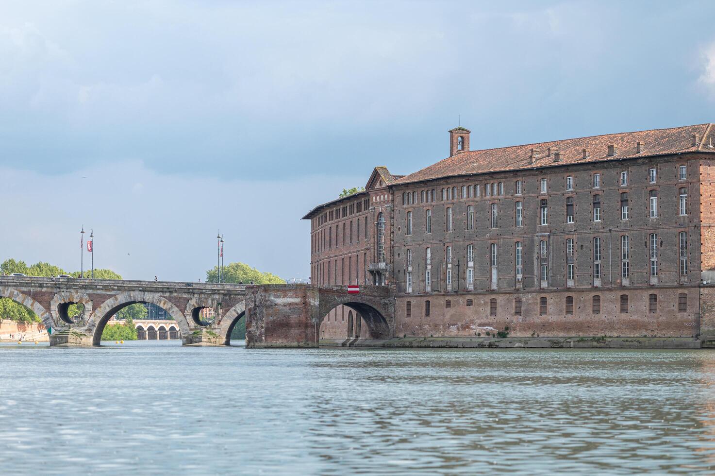 Pont Saint Pierre, Cityscape in Sunny day in Toulouse, France in summer 2022. photo