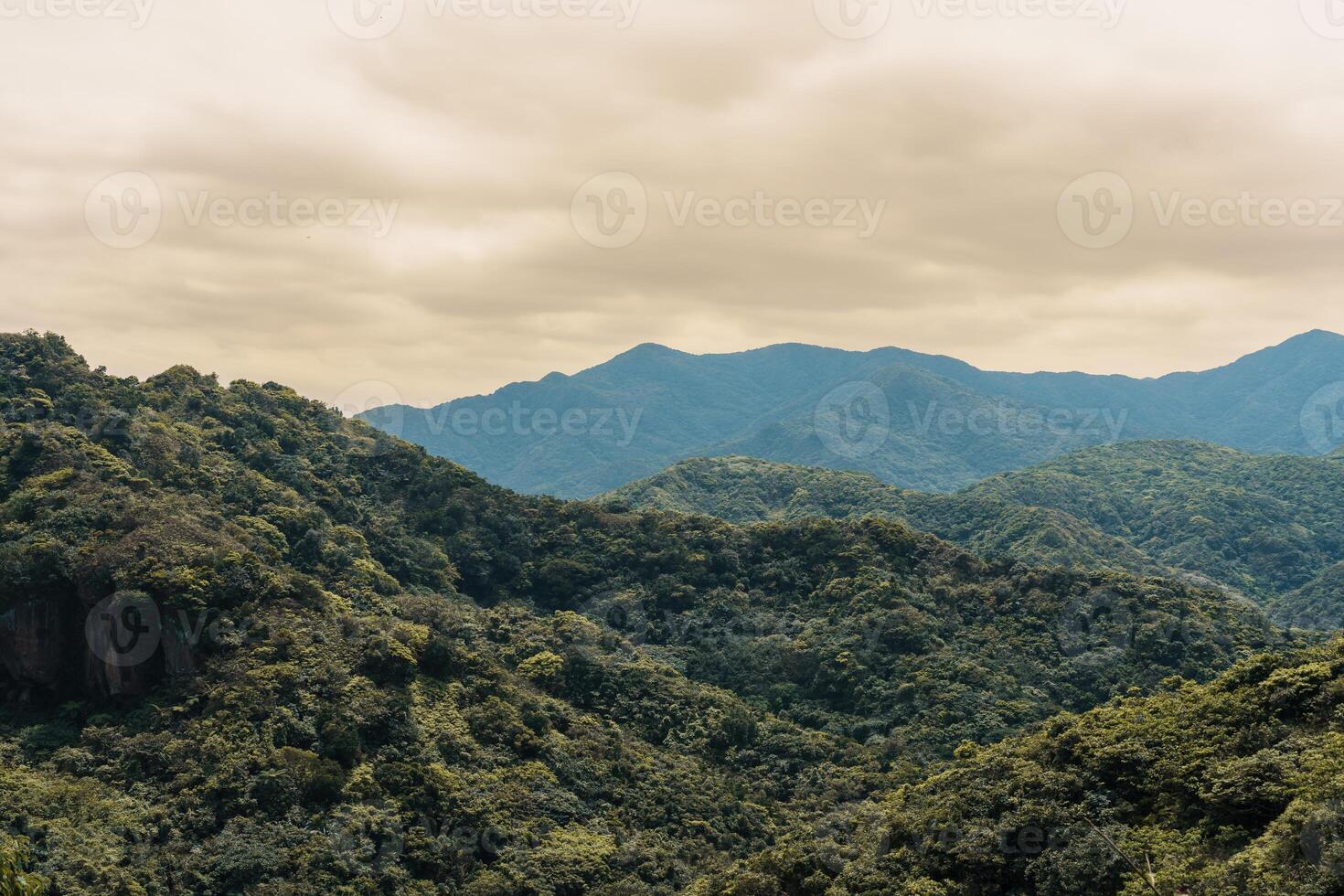 paisaje desde bitou capa excursionismo sendero en nuevo taipei ciudad. punto de referencia y popular atracciones cerca Taipéi. Asia y verano viaje concepto foto