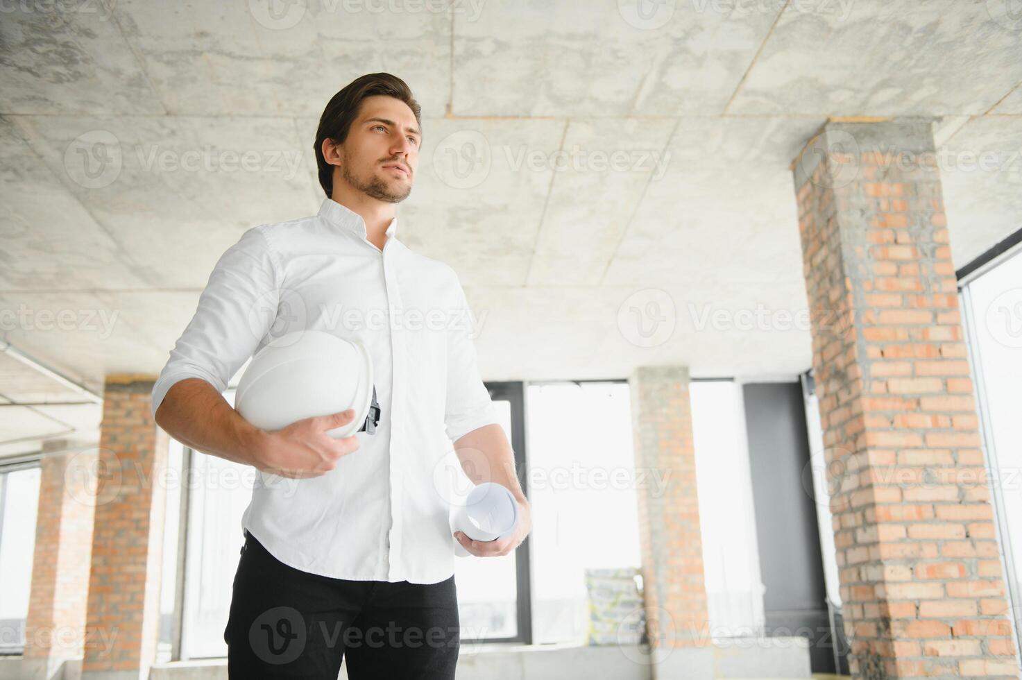 retrato de un hermoso ingeniero. foto