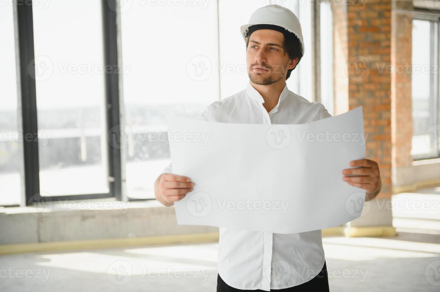 Portrait of an handsome engineer. photo