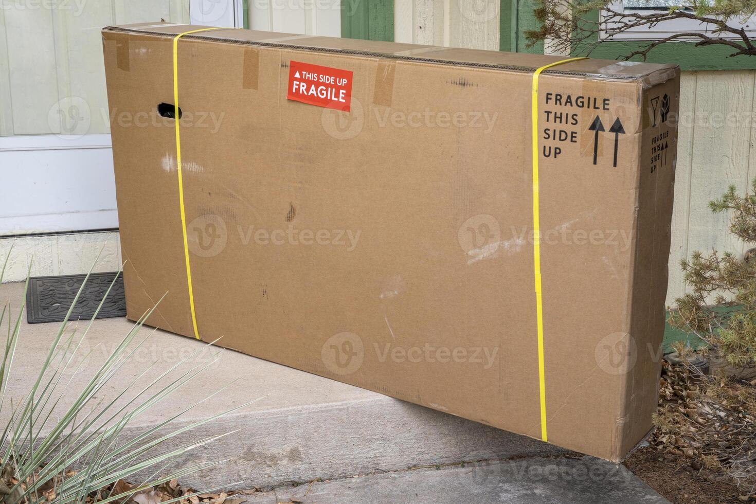 home delivery of a big box photo