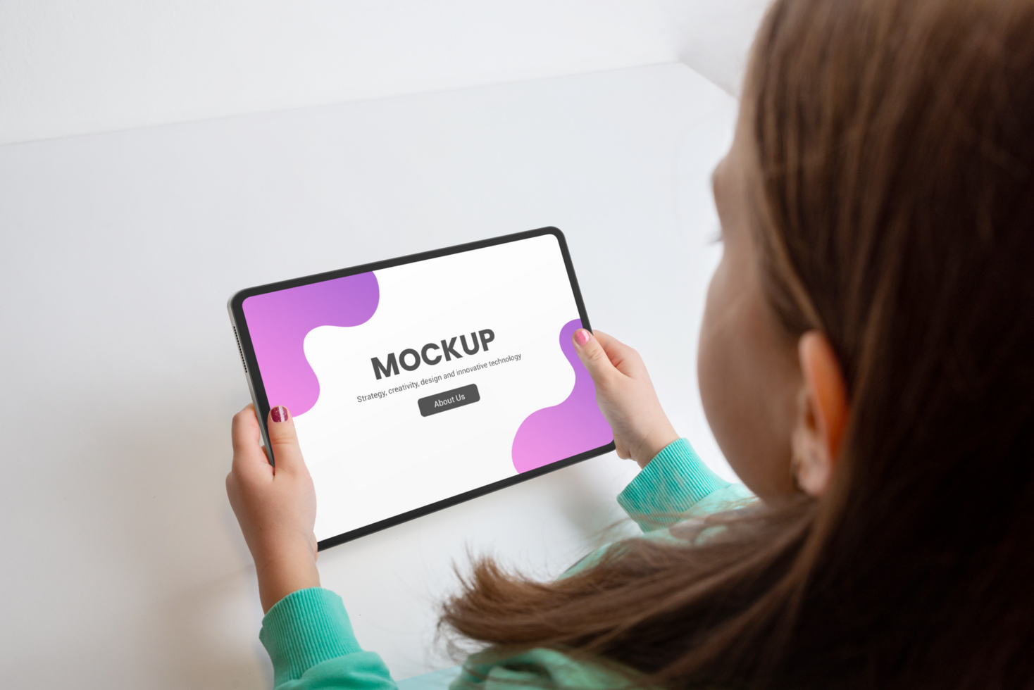 Girl watching a movie on a tablet in a horizontal position mockup psd