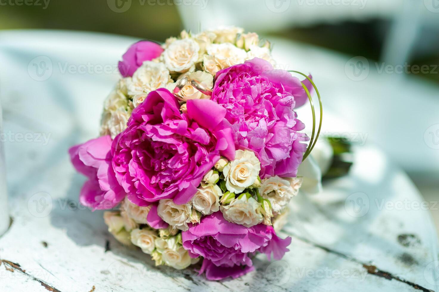 Wedding bouquet. Bride flowers. Wedding decoration. Wedding day photo