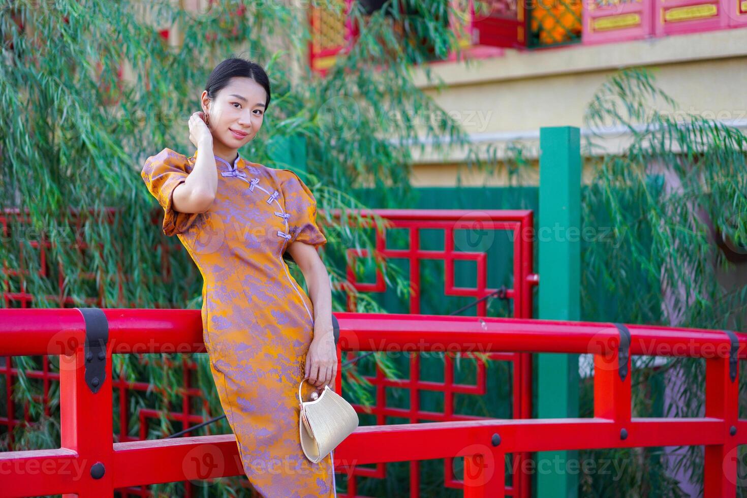 Chinese woman in traditional costume for Happy chinese new year concept photo