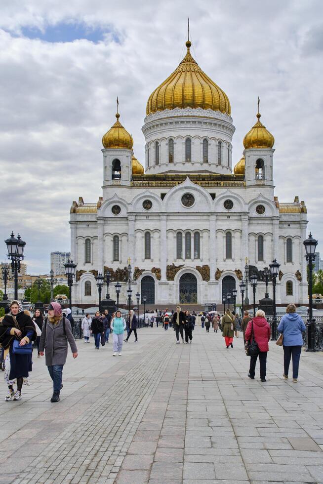 Russia Moscow 08.05.2023.The Cathedral of Christ the Savior on a cloudy day. photo