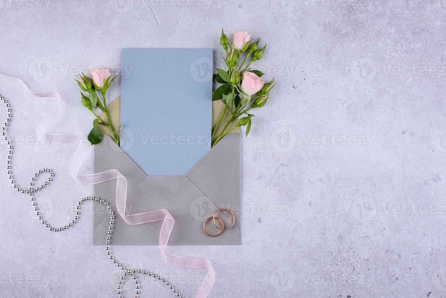 Boda invitación tarjeta. salvar el fecha concepto foto