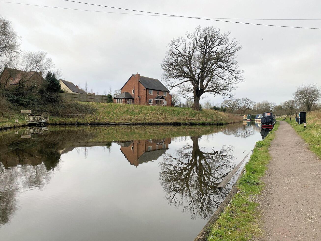 A view of the Whitchurch Canal photo
