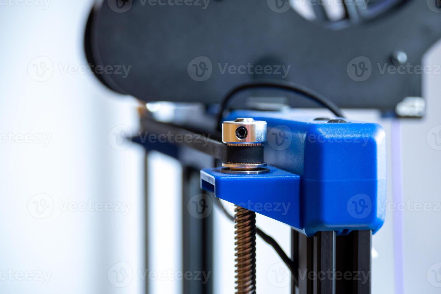 Detail of the pulleys of a 3D printer photo