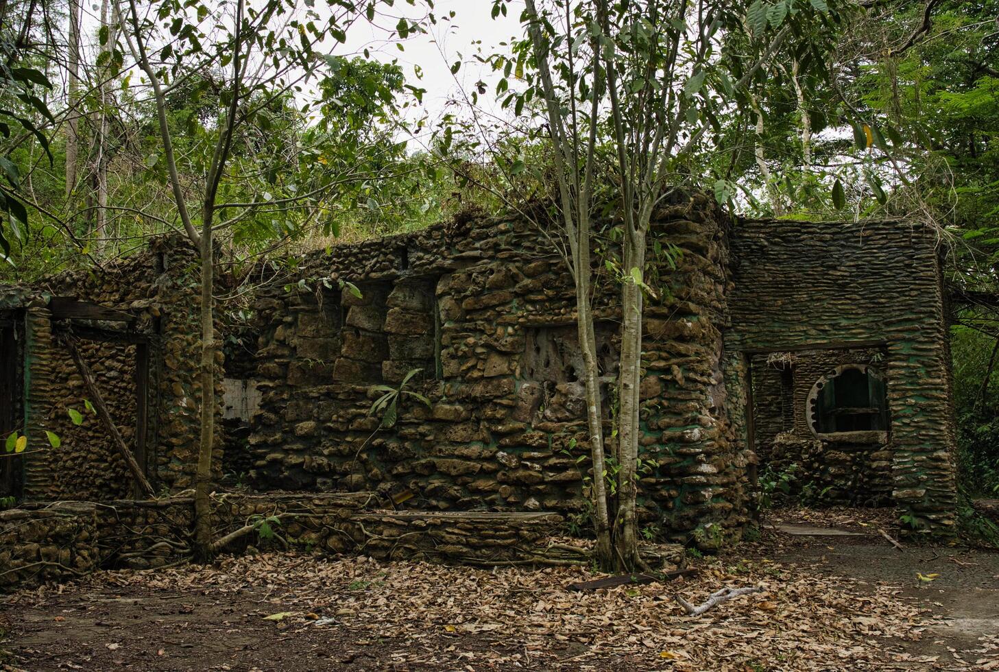 stone house ruins photo