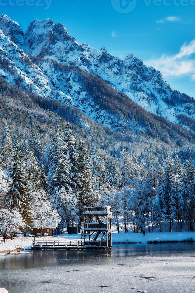 lago en eslovenia foto