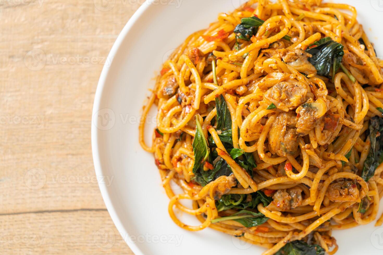 Stir Fried Spaghetti with Clam and Chilli Paste photo