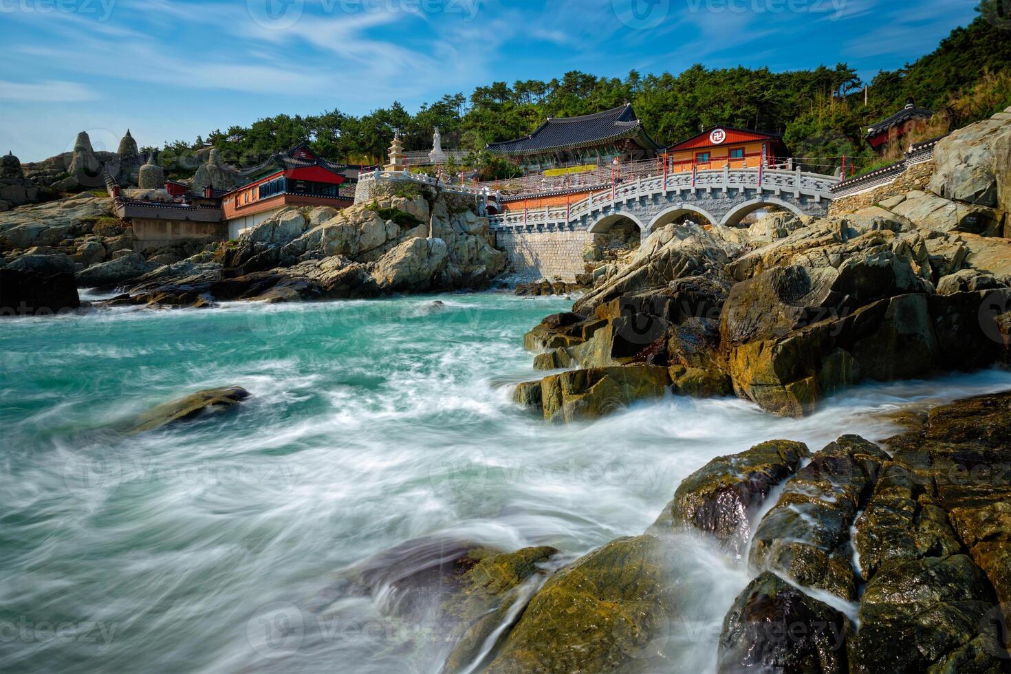 Haedong Yonggungsa Temple. Busan, South Korea photo