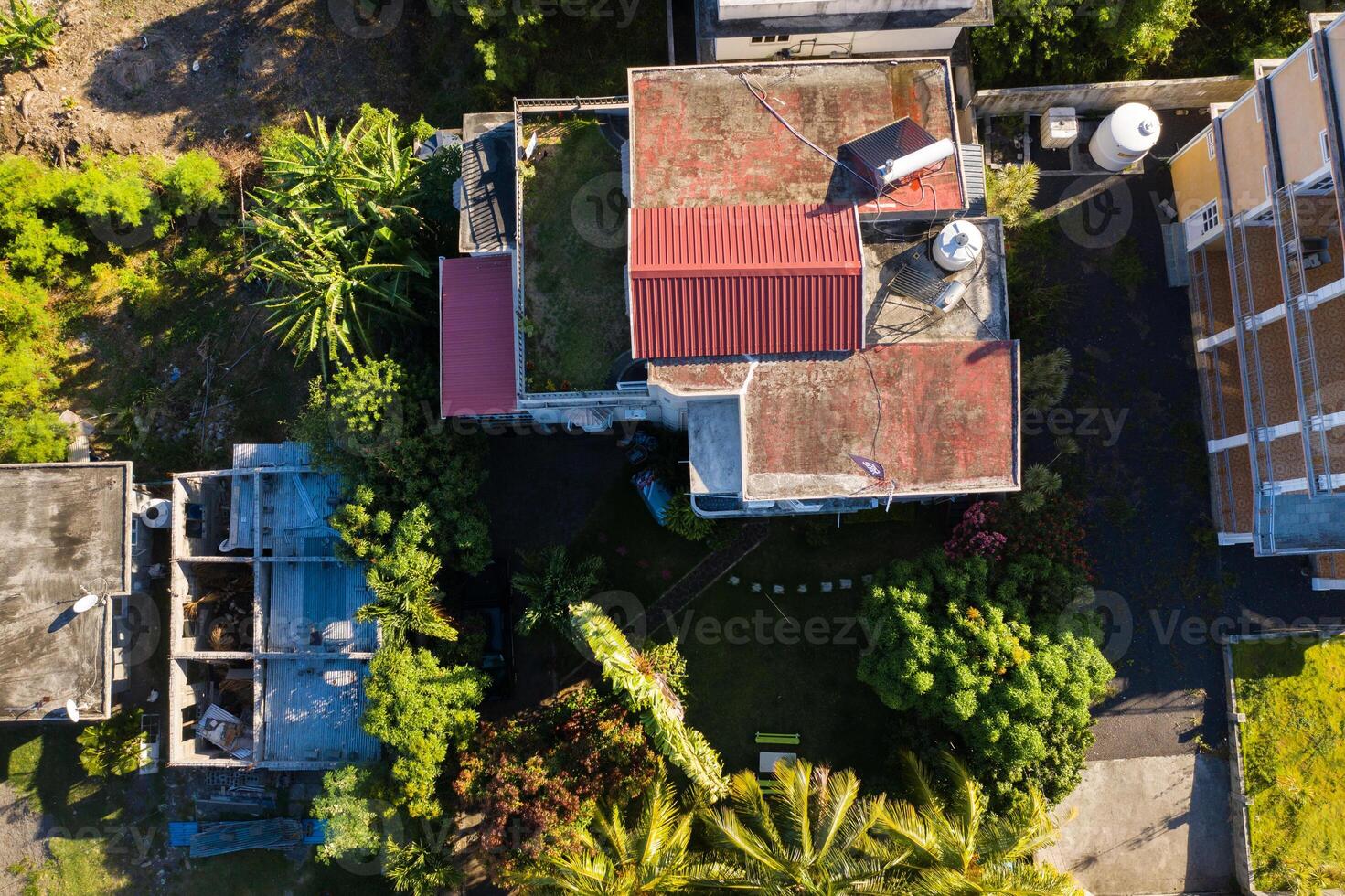 panorámico ver desde encima de el pueblo y montañas en el isla de mauricio, Mauricio isla foto