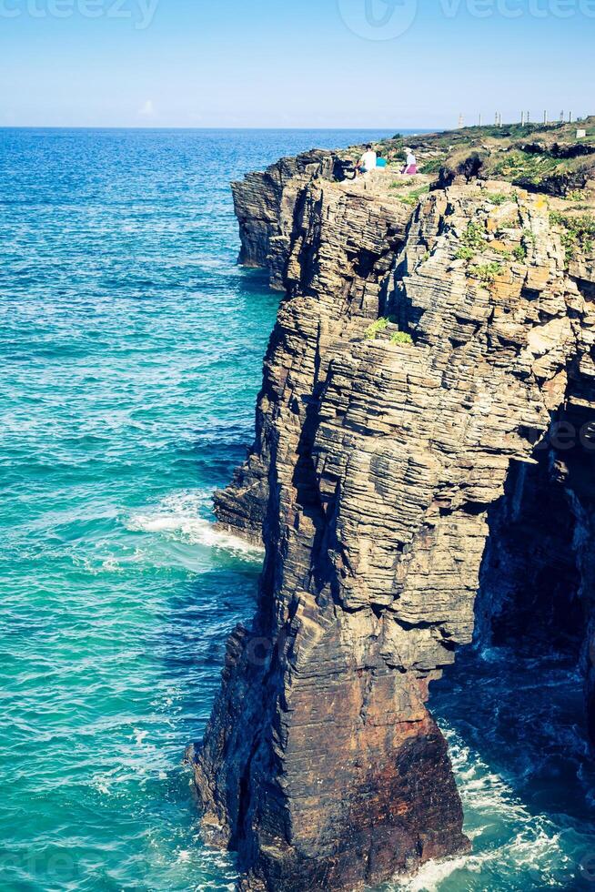 playa de las catedrales en galicia, españa. Playa Paraíso en Ribadeo, España foto