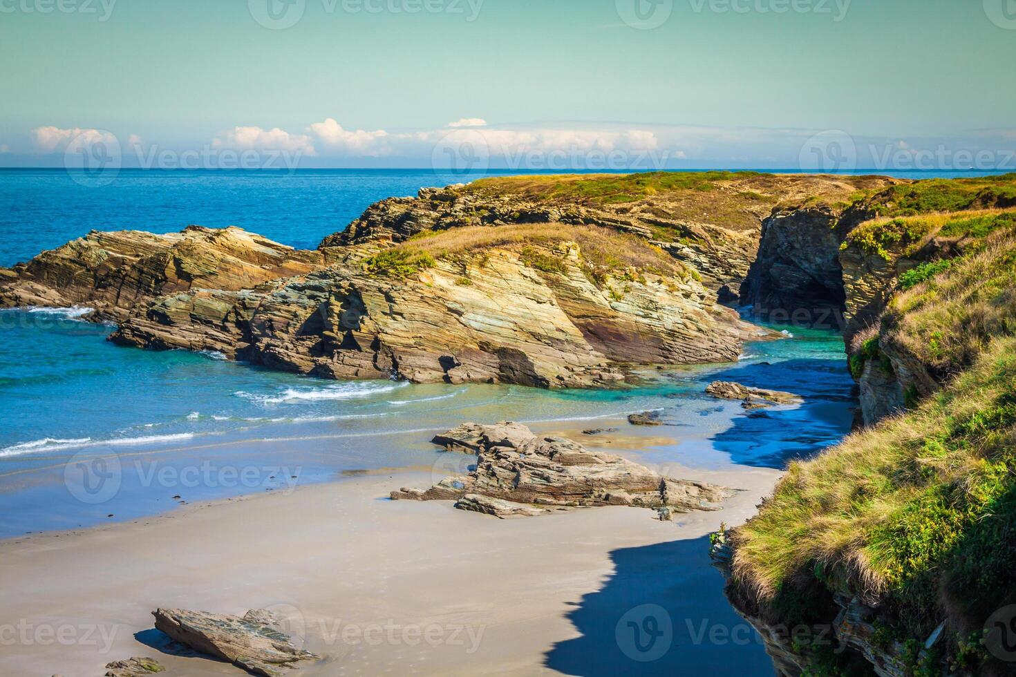 Playa de las catedrales o como catedrais, Ribadeo, Galicia, España foto