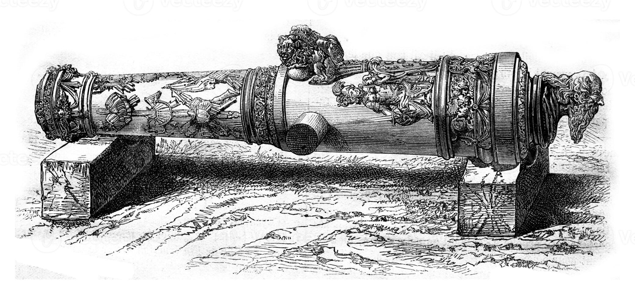 The Cannon St. Paul, National Museum of Florence, vintage engraving. photo