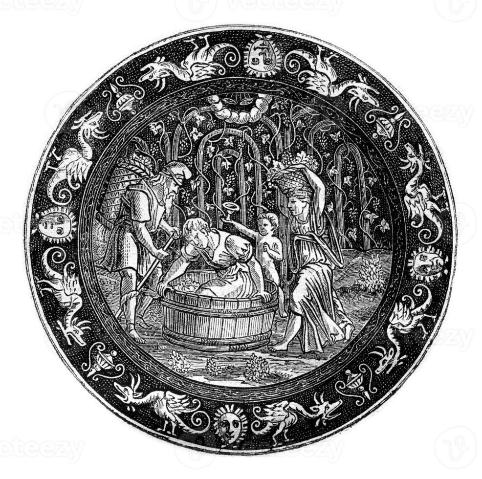 Plate design, September. photo