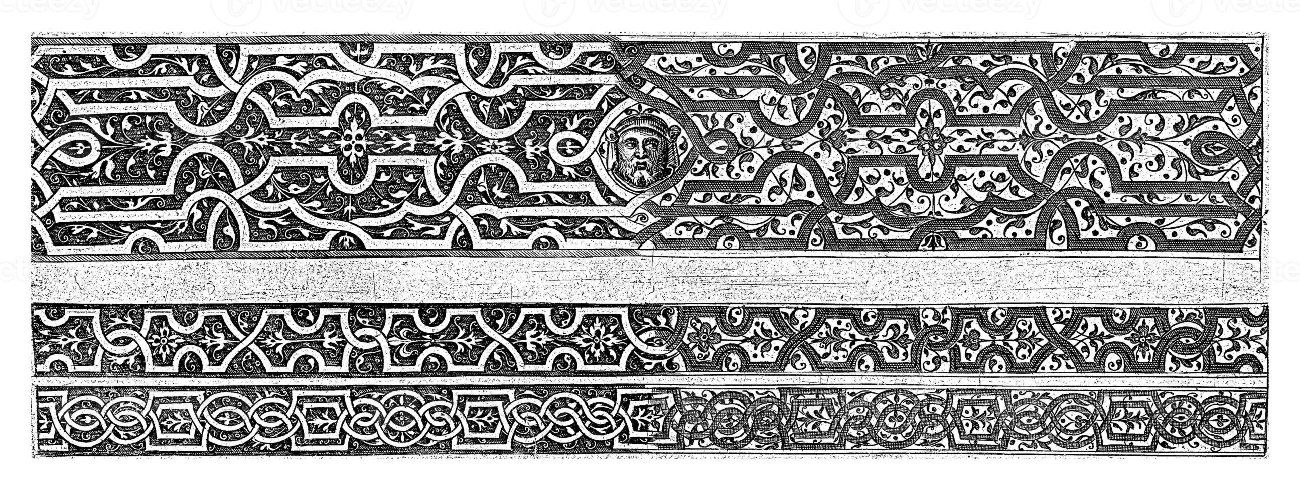 One broad frieze and two narrow friezes with moresques photo