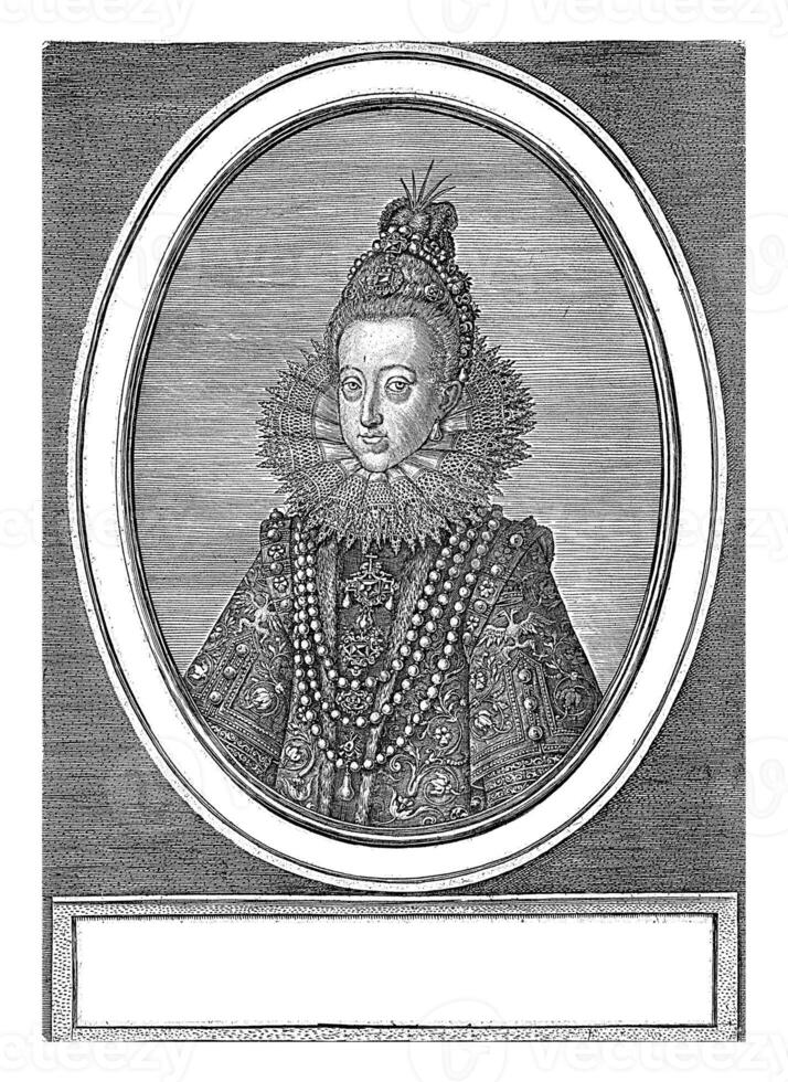 Portrait of Margaret of Austria, Queen of Spain, Johannes Wierix, 1601 In the frame a four-line caption in Latin. photo