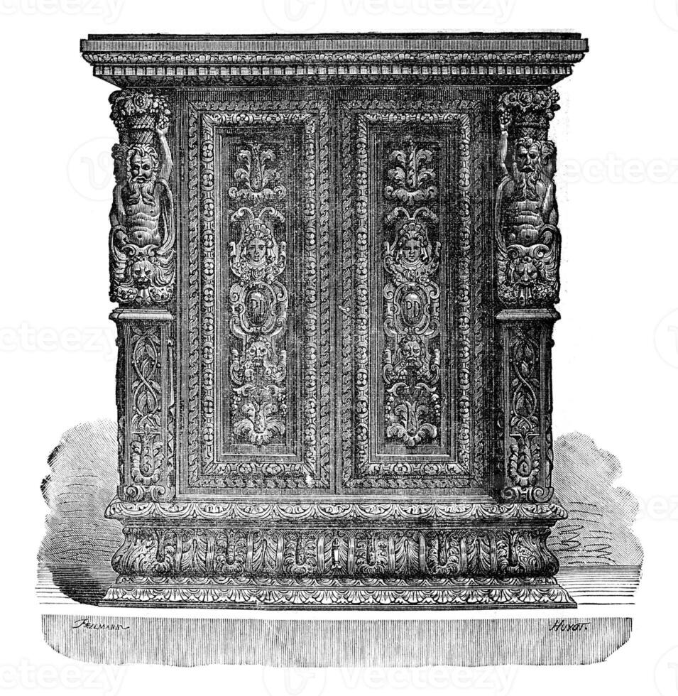 Small carved wooden jewelry cabinet style Jean Goujon, vintage e photo