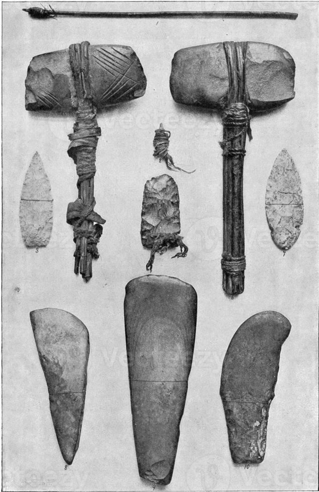 Flint objects from North America from the excavations of the Mesa Verde, vintage engraving. photo