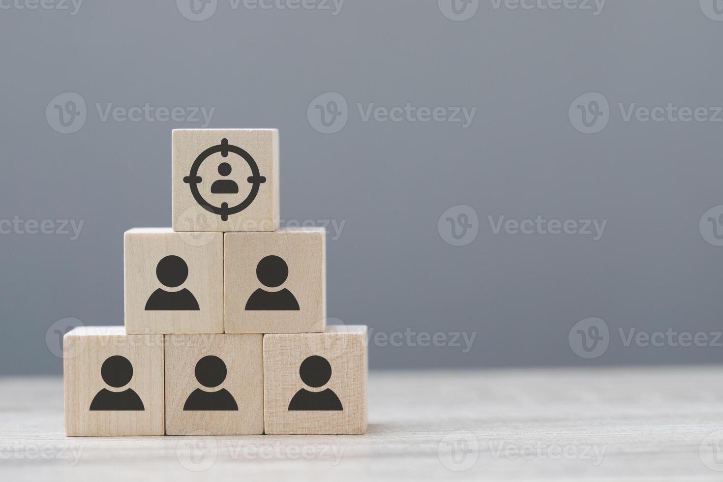 wood cube block with Organizational leader working as a team photo