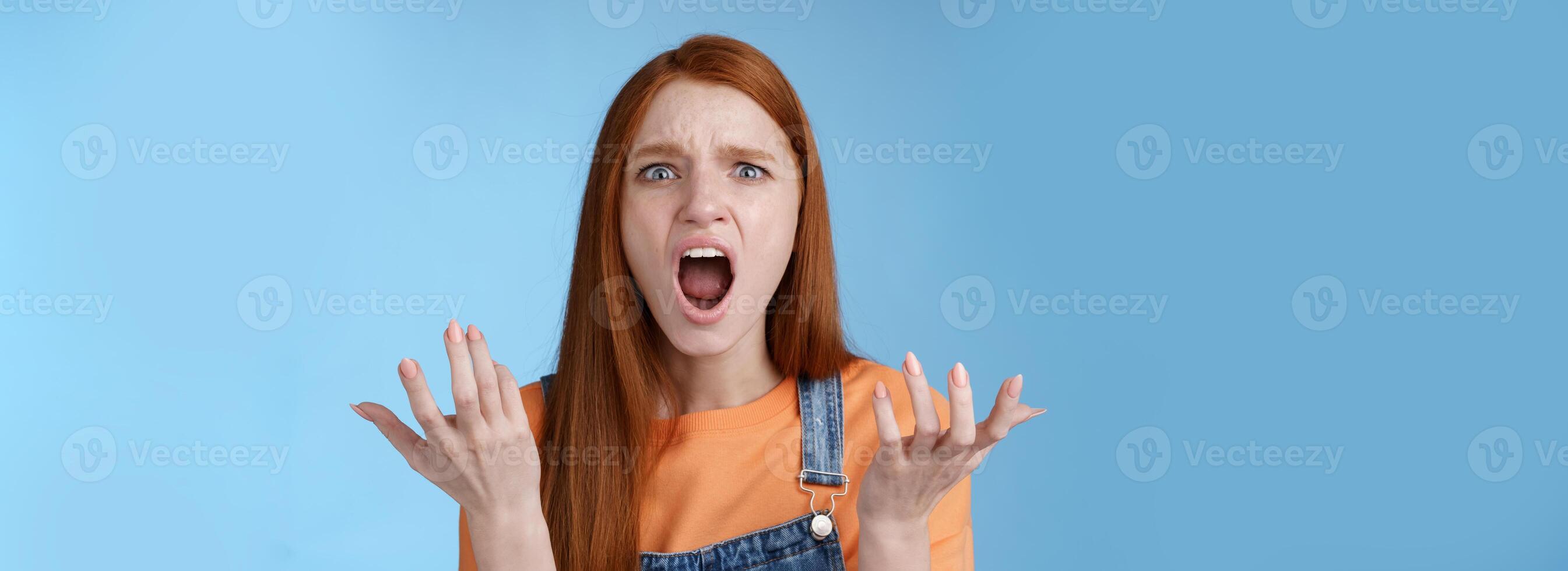 Outraged freak-out girlfriend shouting confused full disbelief raising hands dismay shrugging complaining arguing feel heartbroken reacting displeased outraged boyfriend cheated, break-up painfully photo