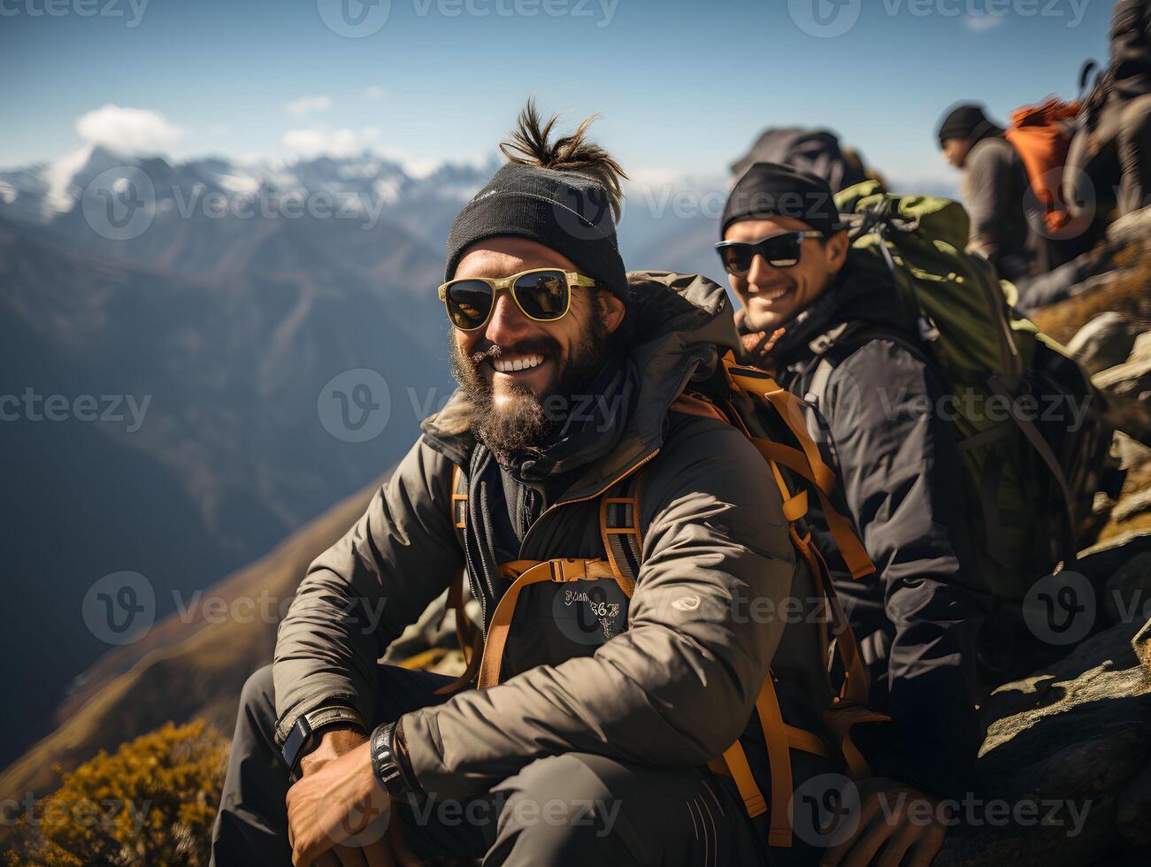 ai generado retrato de escaladores a el parte superior de el montaña. contento caminantes. generativo ai foto