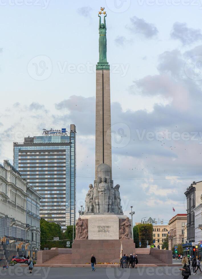 estatua de libertad en riga Letonia 1 foto