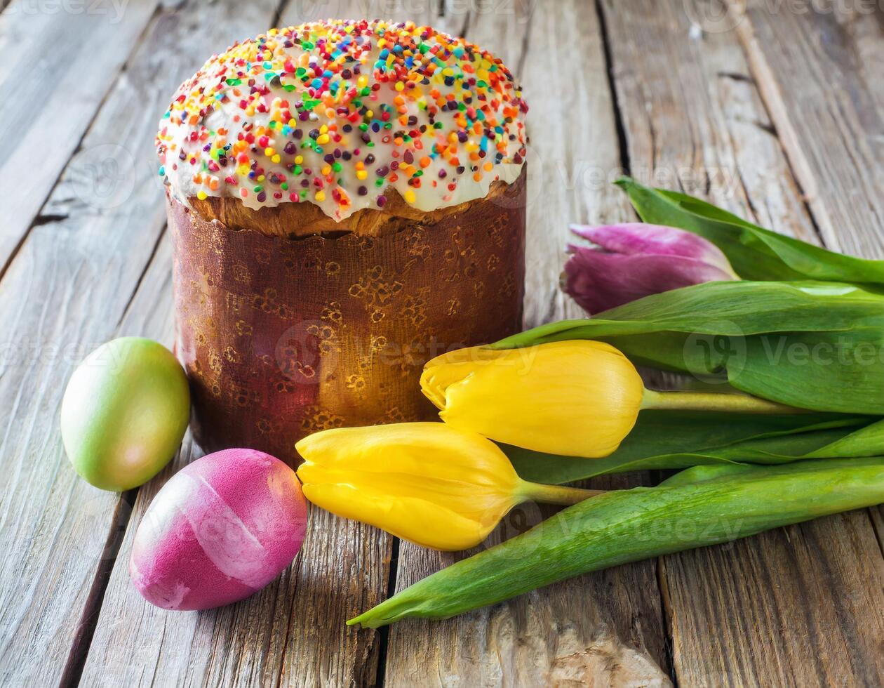 Pascua de Resurrección huevo Panettone un pan pastel antecedentes contento Pascua de Resurrección primavera fiesta tulipán foto