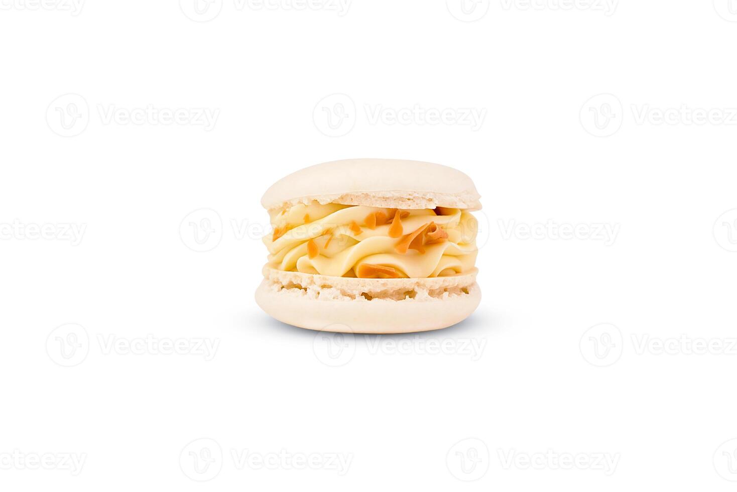 macaron con caramelo sabor aislado en un blanco antecedentes. de cerca. foto