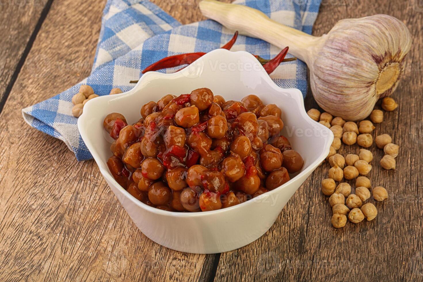 horneado garbanzo con tomate salsa foto