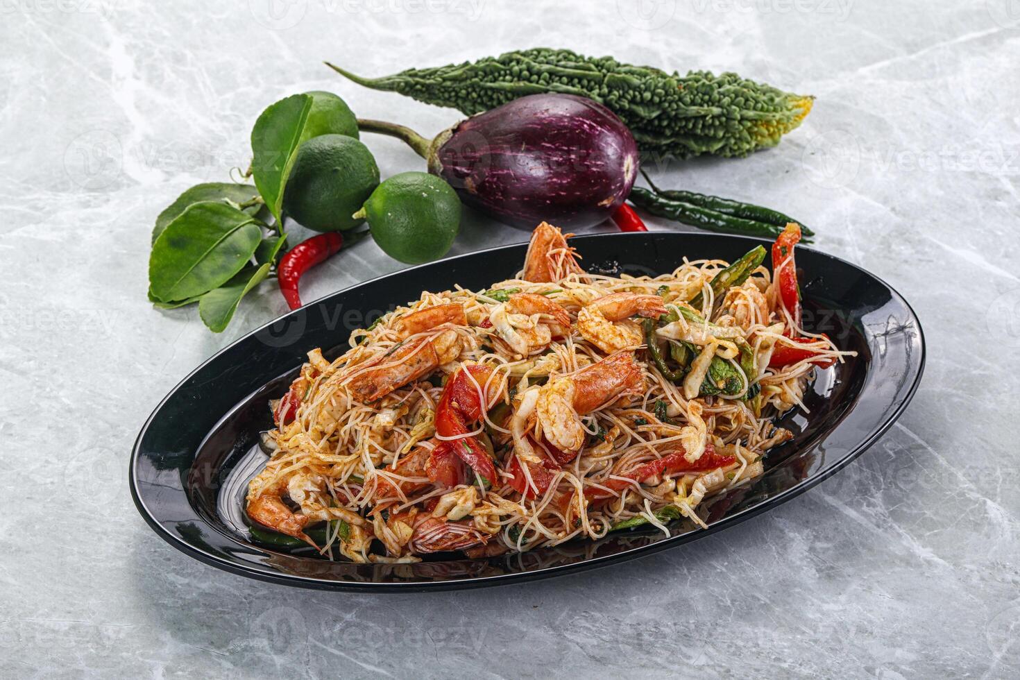 Thai Spicy Vermicelli Salad with Prawns photo