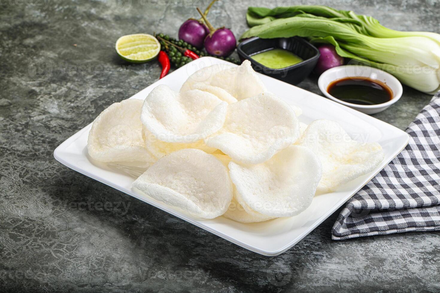 Vietnamese starter appetizer Crab chips 40169635 Stock Photo at Vecteezy