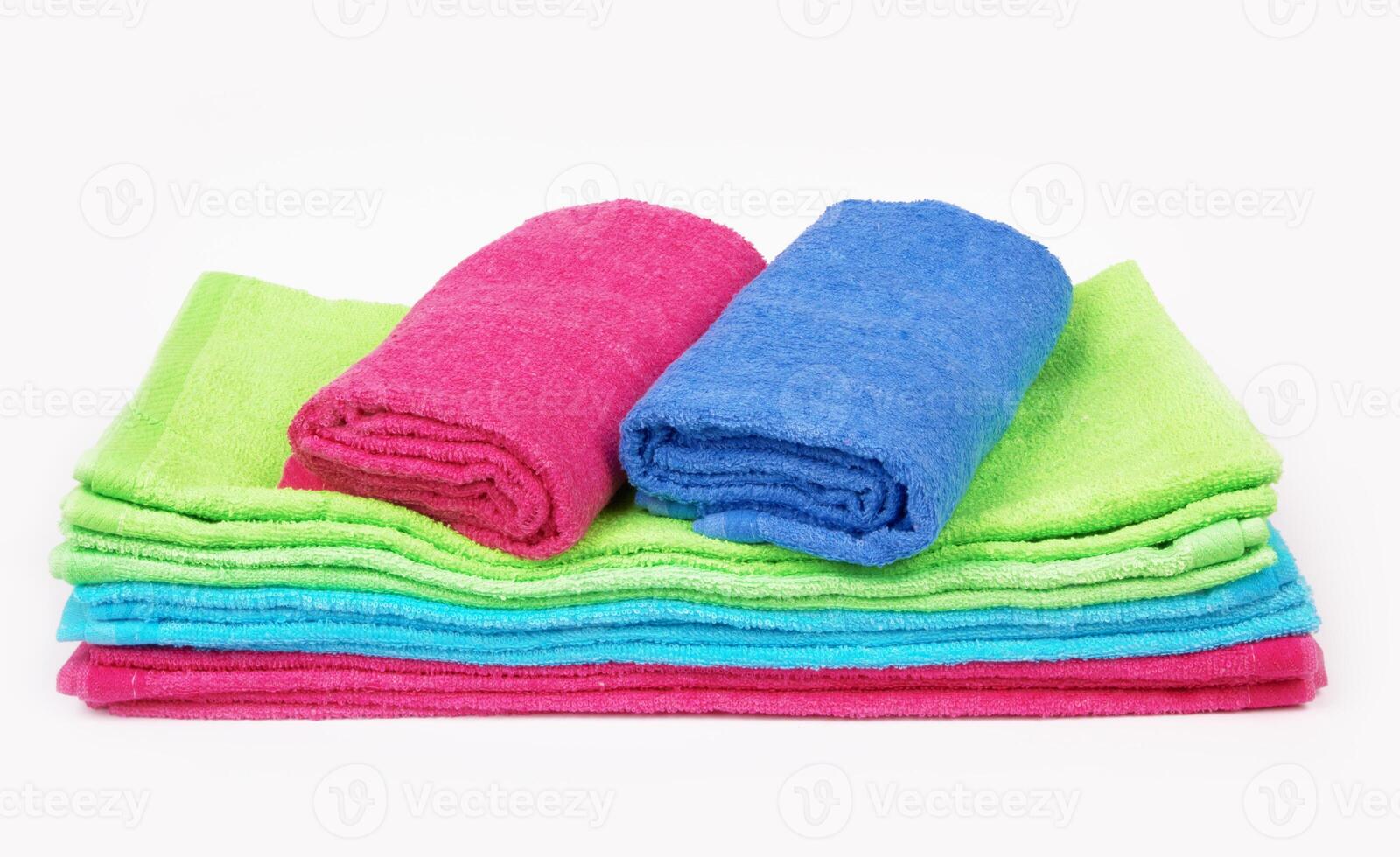 stack of towels photo