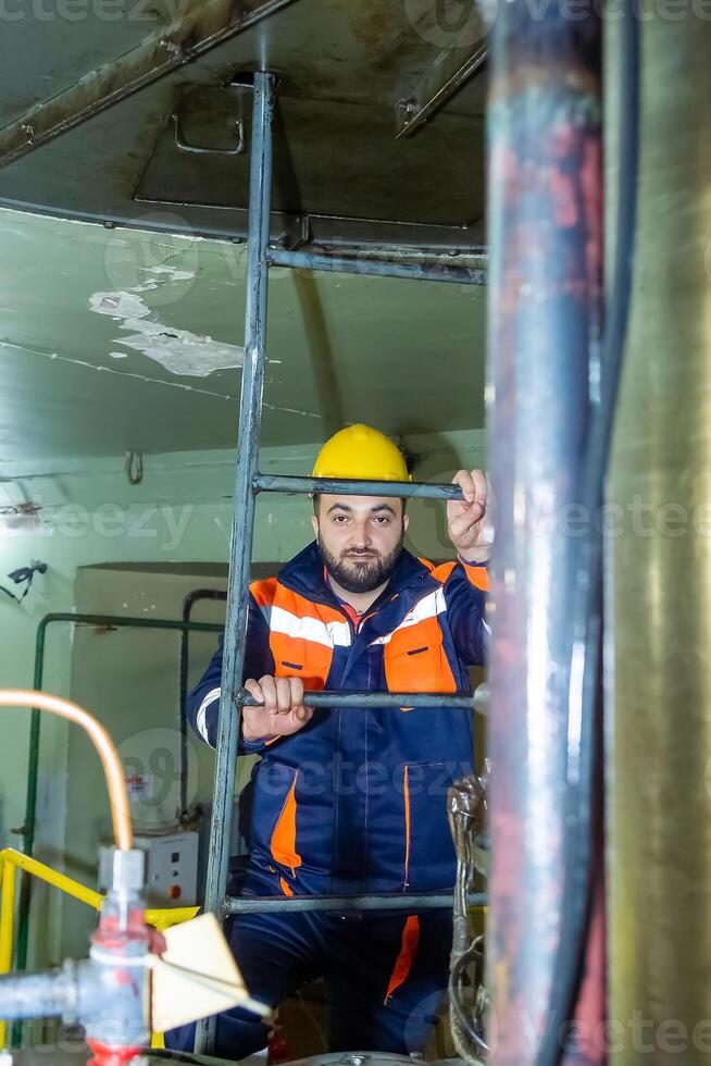 industrial trabajador a el trabajo foto