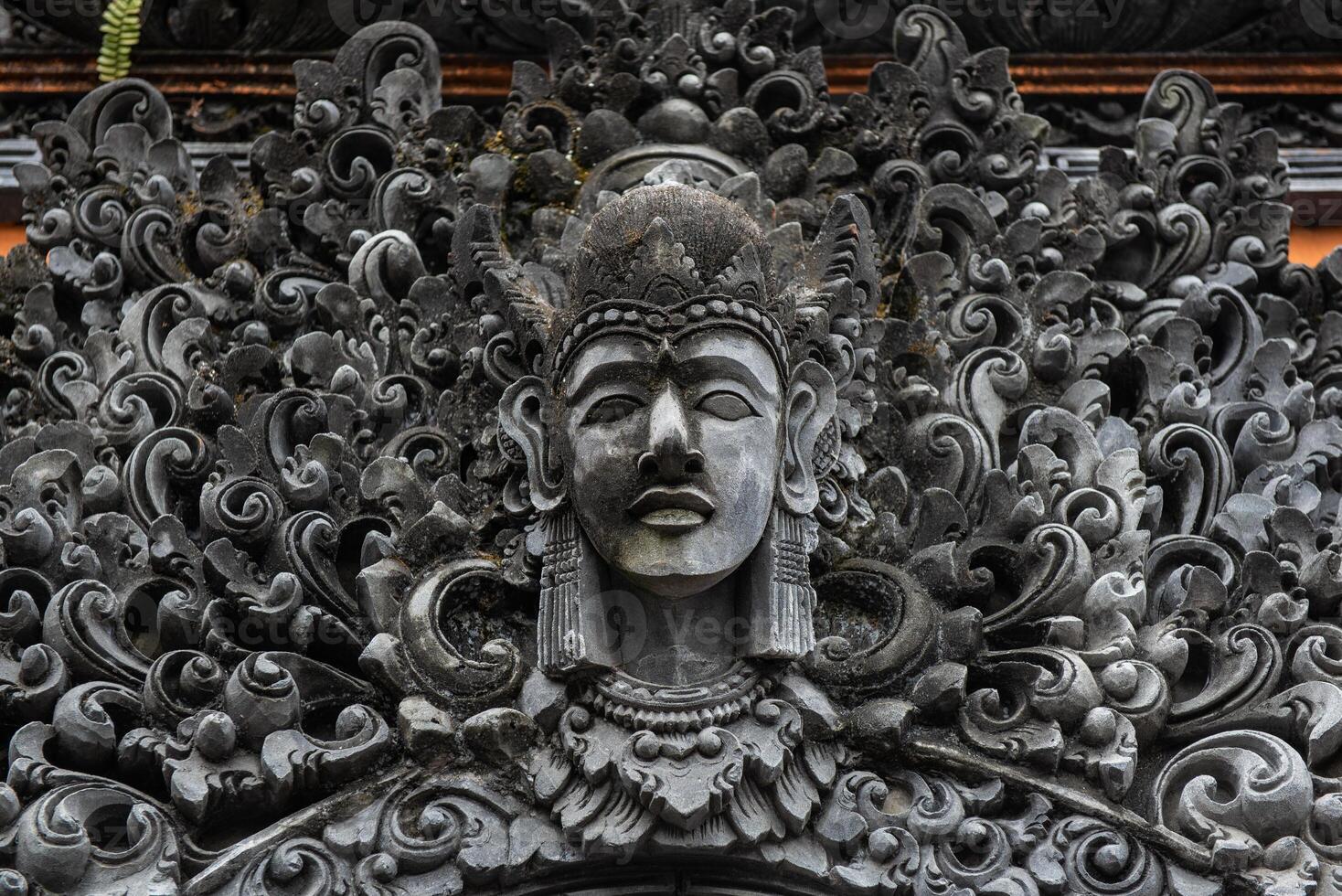 el tradicional balinés Roca estatua decorado en pura taman ayun el real templo de mengwi imperio en badung regencia, bali, Indonesia. foto